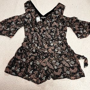 Rue 21 cold shoulder romper